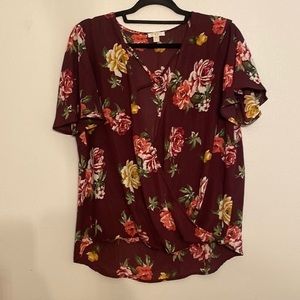 Flowy Floral Criss Cross‎ Top